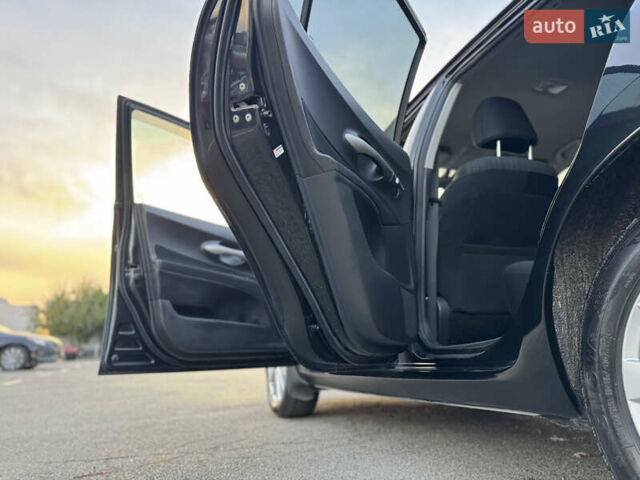 Черный Тойота Аурис, объемом двигателя 1.6 л и пробегом 113 тыс. км за 7400 $, фото 11 на Automoto.ua