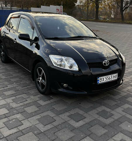 Черный Тойота Аурис, объемом двигателя 1.6 л и пробегом 180 тыс. км за 6600 $, фото 17 на Automoto.ua