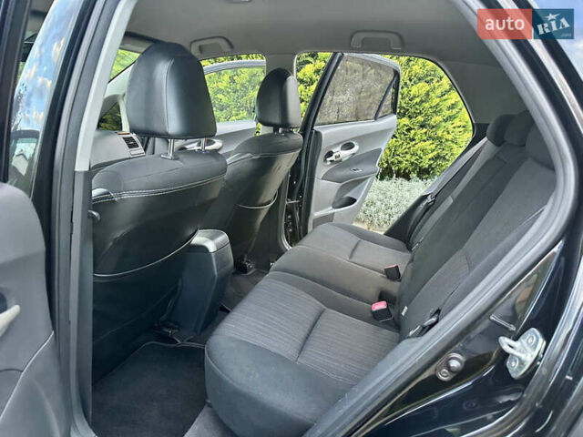 Черный Тойота Аурис, объемом двигателя 1.6 л и пробегом 159 тыс. км за 8200 $, фото 20 на Automoto.ua