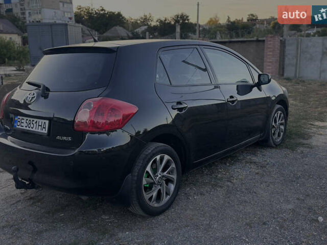 Чорний Тойота Ауріс, об'ємом двигуна 1.6 л та пробігом 114 тис. км за 7300 $, фото 11 на Automoto.ua