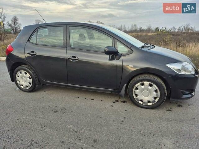 Черный Тойота Аурис, объемом двигателя 1.6 л и пробегом 134 тыс. км за 6900 $, фото 13 на Automoto.ua