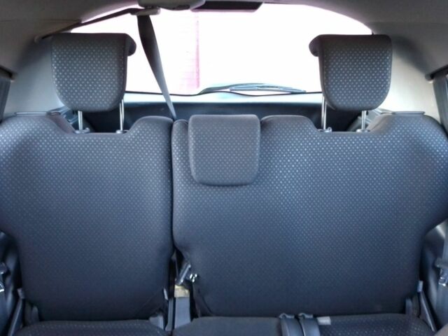 Черный Тойота Аурис, объемом двигателя 1.3 л и пробегом 162 тыс. км за 6500 $, фото 13 на Automoto.ua