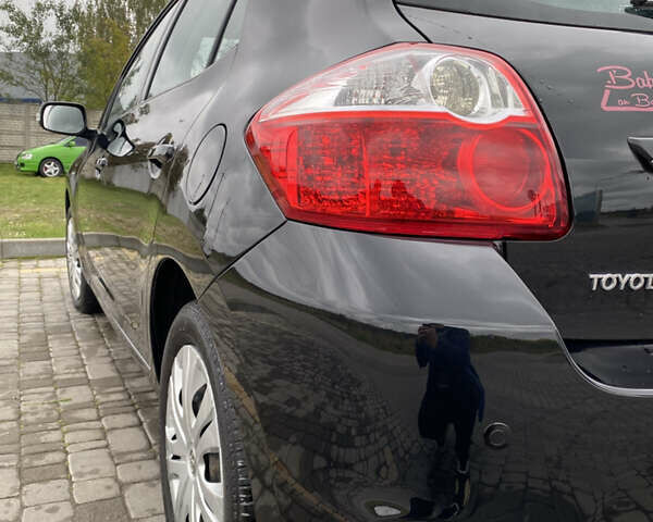 Черный Тойота Аурис, объемом двигателя 1.33 л и пробегом 185 тыс. км за 7100 $, фото 7 на Automoto.ua