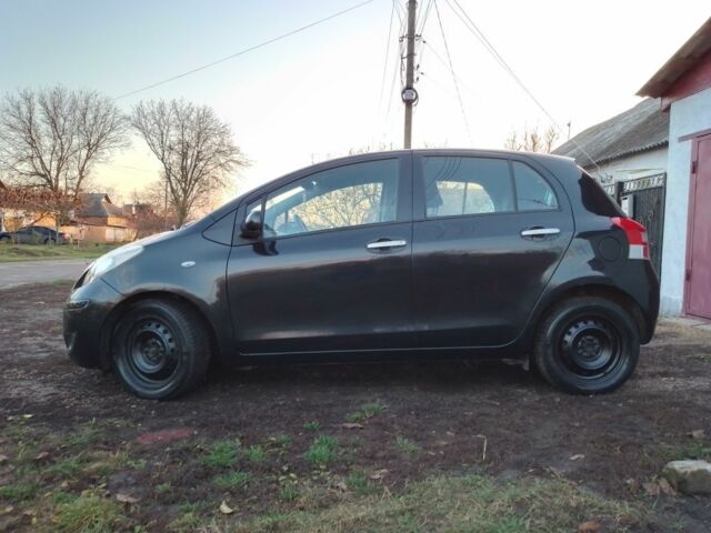 Черный Тойота Аурис, объемом двигателя 1.3 л и пробегом 162 тыс. км за 6500 $, фото 6 на Automoto.ua