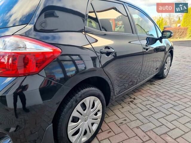 Черный Тойота Аурис, объемом двигателя 1.6 л и пробегом 142 тыс. км за 10200 $, фото 40 на Automoto.ua