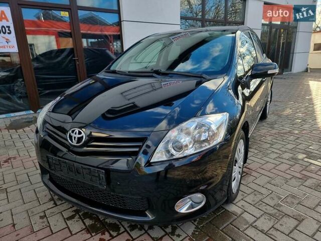 Черный Тойота Аурис, объемом двигателя 1.6 л и пробегом 142 тыс. км за 10200 $, фото 36 на Automoto.ua