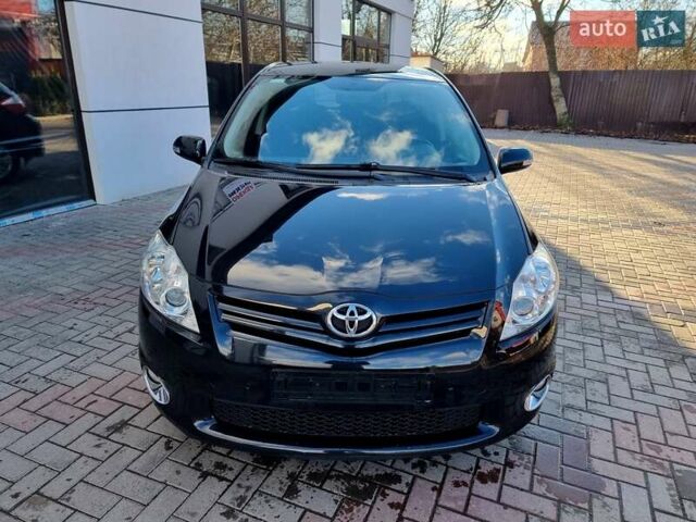 Черный Тойота Аурис, объемом двигателя 1.6 л и пробегом 142 тыс. км за 10200 $, фото 17 на Automoto.ua