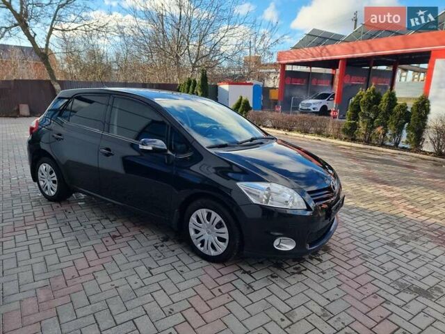 Черный Тойота Аурис, объемом двигателя 1.6 л и пробегом 142 тыс. км за 10200 $, фото 43 на Automoto.ua