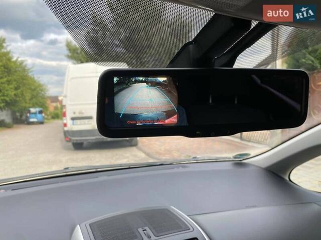 Чорний Тойота Ауріс, об'ємом двигуна 0 л та пробігом 240 тис. км за 10500 $, фото 10 на Automoto.ua