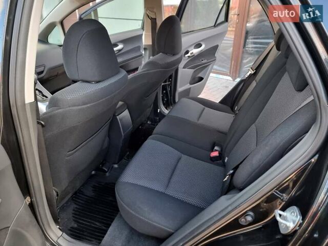 Черный Тойота Аурис, объемом двигателя 1.6 л и пробегом 142 тыс. км за 10200 $, фото 30 на Automoto.ua