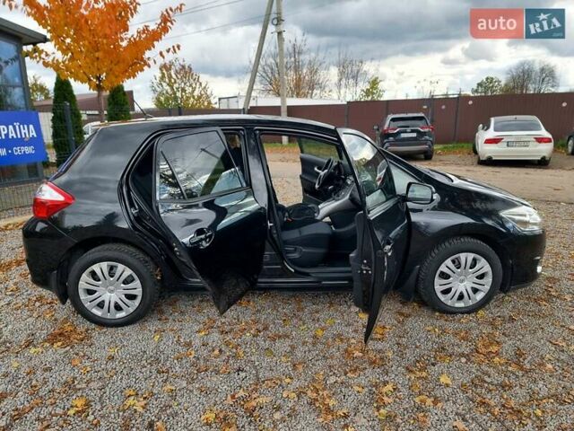 Чорний Тойота Ауріс, об'ємом двигуна 1.6 л та пробігом 201 тис. км за 10500 $, фото 8 на Automoto.ua