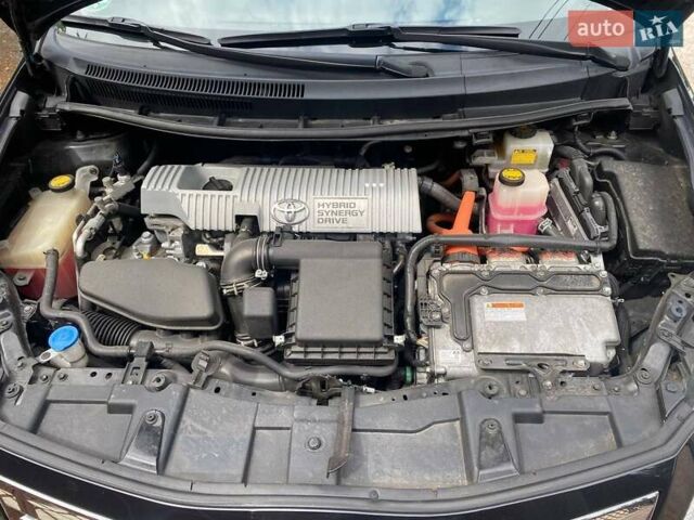 Чорний Тойота Ауріс, об'ємом двигуна 1.8 л та пробігом 235 тис. км за 10500 $, фото 19 на Automoto.ua