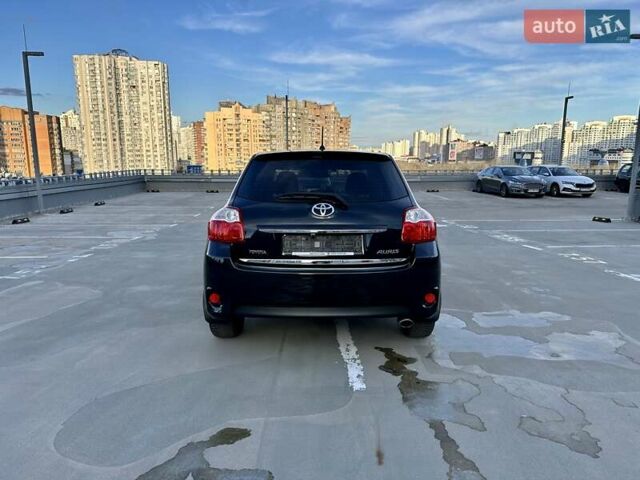Черный Тойота Аурис, объемом двигателя 1.6 л и пробегом 99 тыс. км за 12800 $, фото 9 на Automoto.ua