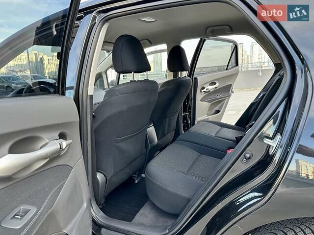Черный Тойота Аурис, объемом двигателя 1.6 л и пробегом 99 тыс. км за 12800 $, фото 33 на Automoto.ua
