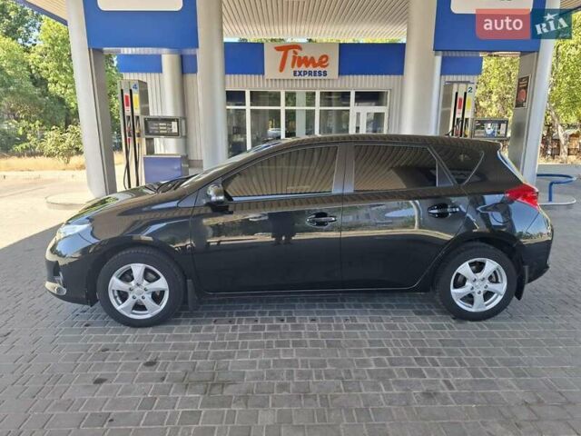 Черный Тойота Аурис, объемом двигателя 1.33 л и пробегом 129 тыс. км за 9300 $, фото 11 на Automoto.ua