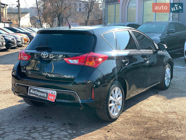 Черный Тойота Аурис, объемом двигателя 1.4 л и пробегом 186 тыс. км за 10290 $, фото 4 на Automoto.ua