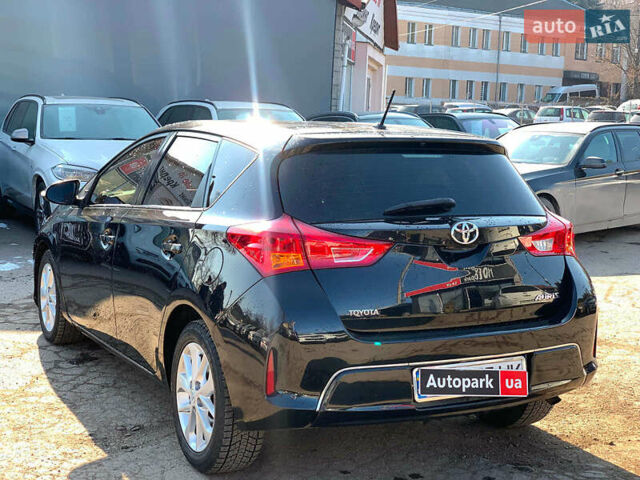 Черный Тойота Аурис, объемом двигателя 1.4 л и пробегом 186 тыс. км за 10290 $, фото 6 на Automoto.ua
