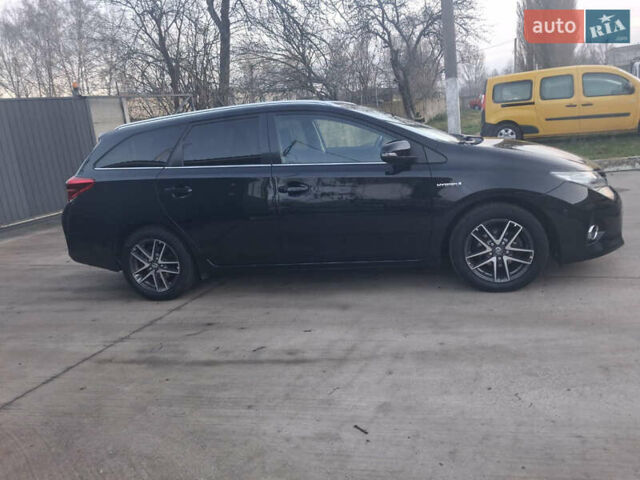 Черный Тойота Аурис, объемом двигателя 1.8 л и пробегом 169 тыс. км за 13999 $, фото 6 на Automoto.ua