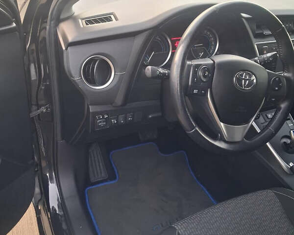 Черный Тойота Аурис, объемом двигателя 1.8 л и пробегом 169 тыс. км за 13999 $, фото 16 на Automoto.ua