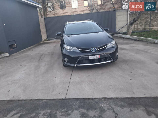 Черный Тойота Аурис, объемом двигателя 1.8 л и пробегом 169 тыс. км за 13999 $, фото 2 на Automoto.ua