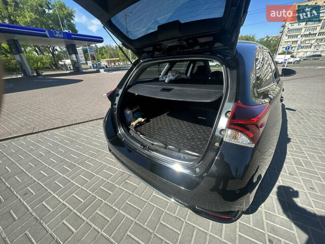 Черный Тойота Аурис, объемом двигателя 1.8 л и пробегом 233 тыс. км за 12500 $, фото 20 на Automoto.ua