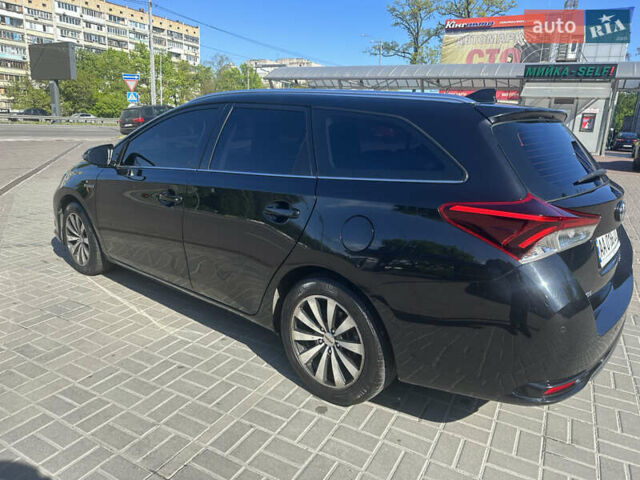 Черный Тойота Аурис, объемом двигателя 1.8 л и пробегом 233 тыс. км за 12500 $, фото 11 на Automoto.ua