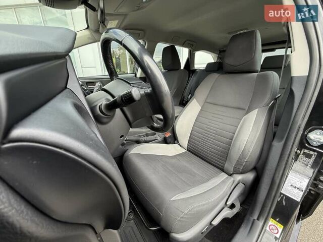 Черный Тойота Аурис, объемом двигателя 1.8 л и пробегом 165 тыс. км за 15500 $, фото 16 на Automoto.ua