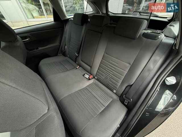 Черный Тойота Аурис, объемом двигателя 1.8 л и пробегом 165 тыс. км за 15500 $, фото 20 на Automoto.ua