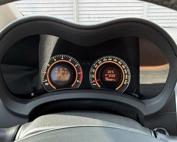 Фиолетовый Тойота Аурис, объемом двигателя 1.6 л и пробегом 146 тыс. км за 11000 $, фото 21 на Automoto.ua