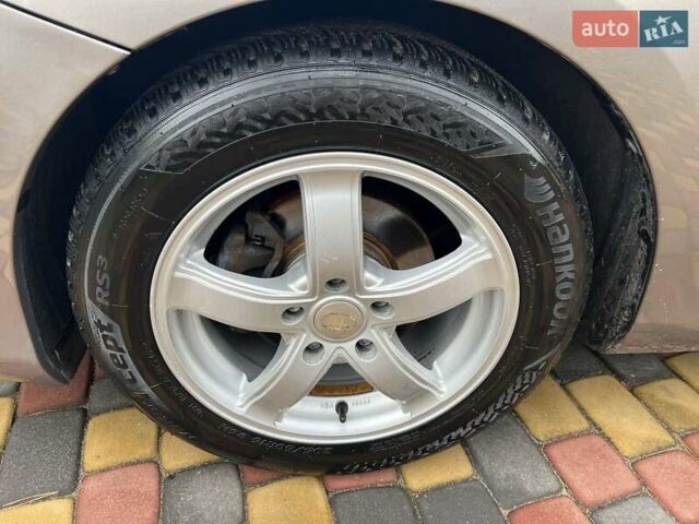 Коричневий Тойота Ауріс, об'ємом двигуна 1.36 л та пробігом 196 тис. км за 8999 $, фото 8 на Automoto.ua