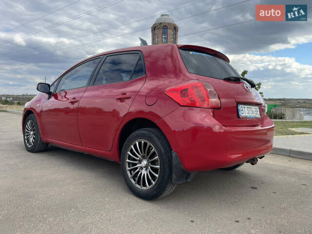 Тойота Аурис 2007 в Николаеве на Automoto.ua Красный Тойота Аурис, объемом двигателя 1.6 л и пробегом 200 тыс. км за 6199 $, фото 7 на Automoto.ua