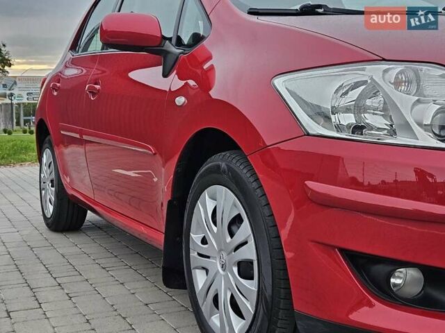 Красный Тойота Аурис, объемом двигателя 1.6 л и пробегом 134 тыс. км за 6800 $, фото 22 на Automoto.ua