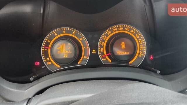 Красный Тойота Аурис, объемом двигателя 1.6 л и пробегом 155 тыс. км за 6900 $, фото 9 на Automoto.ua