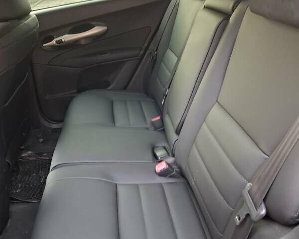 Красный Тойота Аурис, объемом двигателя 1.6 л и пробегом 196 тыс. км за 6800 $, фото 6 на Automoto.ua