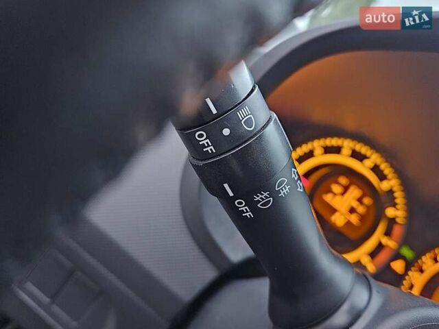Красный Тойота Аурис, объемом двигателя 1.6 л и пробегом 134 тыс. км за 6800 $, фото 87 на Automoto.ua