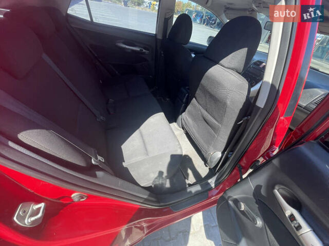Червоний Тойота Ауріс, об'ємом двигуна 1.6 л та пробігом 200 тис. км за 6300 $, фото 10 на Automoto.ua