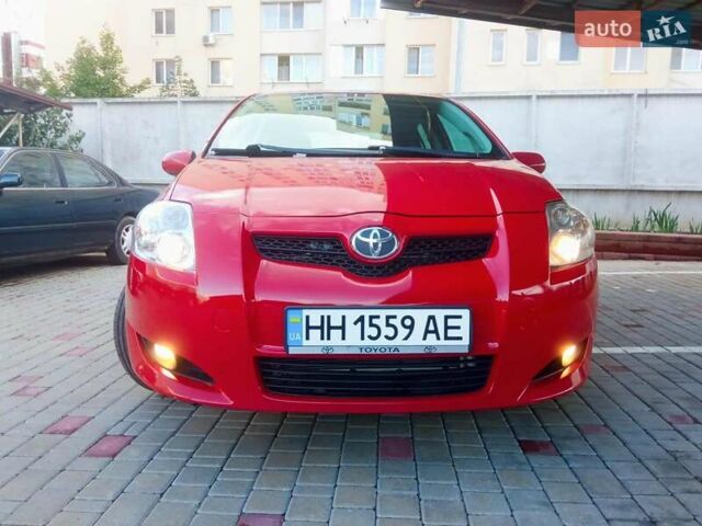 Красный Тойота Аурис, объемом двигателя 1.6 л и пробегом 152 тыс. км за 5999 $, фото 18 на Automoto.ua