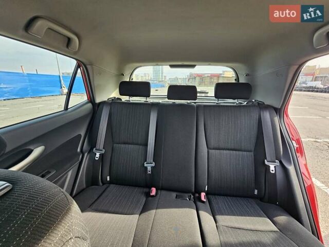 Червоний Тойота Ауріс, об'ємом двигуна 1.6 л та пробігом 142 тис. км за 6950 $, фото 13 на Automoto.ua