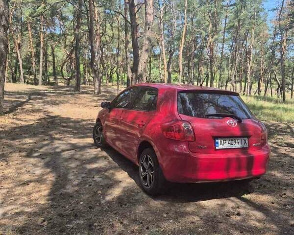 Красный Тойота Аурис, объемом двигателя 1.6 л и пробегом 140 тыс. км за 6300 $, фото 15 на Automoto.ua