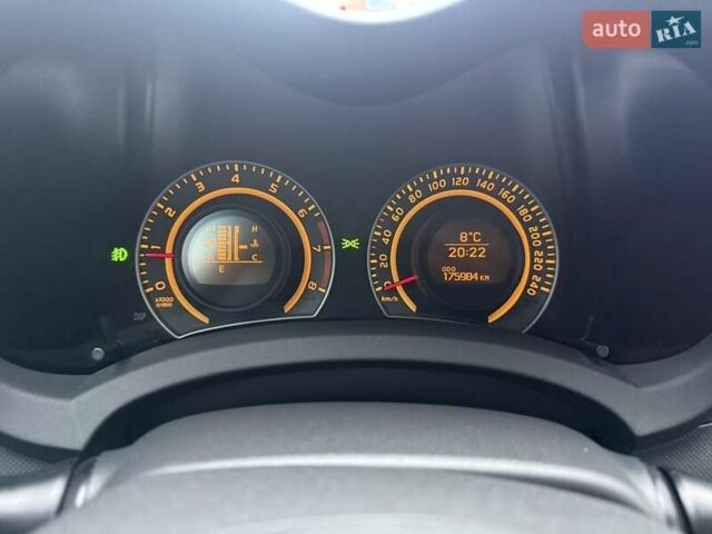 Червоний Тойота Ауріс, об'ємом двигуна 1.6 л та пробігом 176 тис. км за 7200 $, фото 6 на Automoto.ua