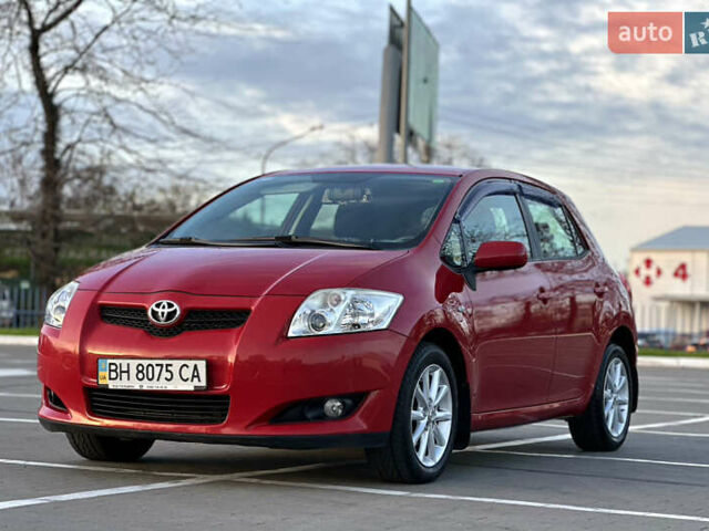 Червоний Тойота Ауріс, об'ємом двигуна 1.6 л та пробігом 85 тис. км за 8700 $, фото 13 на Automoto.ua