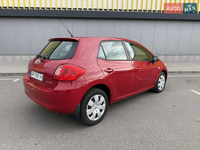 Красный Тойота Аурис, объемом двигателя 1.6 л и пробегом 181 тыс. км за 5950 $, фото 8 на Automoto.ua