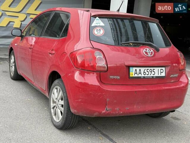 Красный Тойота Аурис, объемом двигателя 1.6 л и пробегом 200 тыс. км за 4500 $, фото 12 на Automoto.ua