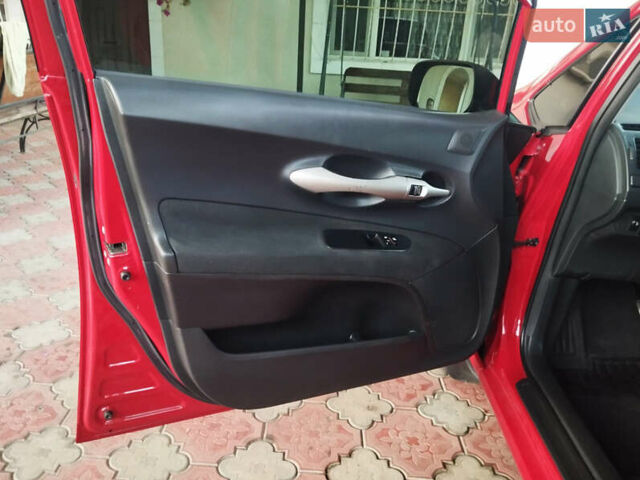 Красный Тойота Аурис, объемом двигателя 1.6 л и пробегом 112 тыс. км за 7200 $, фото 12 на Automoto.ua
