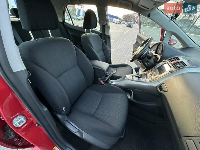 Червоний Тойота Ауріс, об'ємом двигуна 1.6 л та пробігом 85 тис. км за 8700 $, фото 43 на Automoto.ua