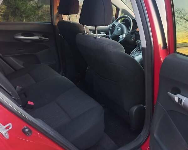 Червоний Тойота Ауріс, об'ємом двигуна 1.6 л та пробігом 178 тис. км за 7800 $, фото 6 на Automoto.ua