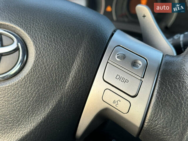 Червоний Тойота Ауріс, об'ємом двигуна 1.6 л та пробігом 85 тис. км за 8700 $, фото 57 на Automoto.ua