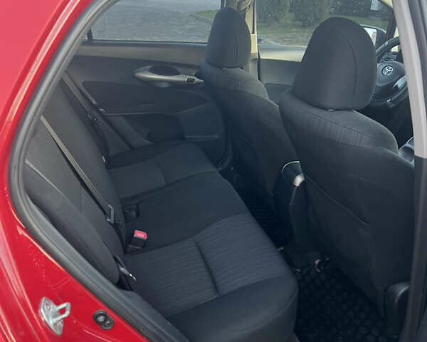 Червоний Тойота Ауріс, об'ємом двигуна 1.6 л та пробігом 192 тис. км за 5800 $, фото 9 на Automoto.ua