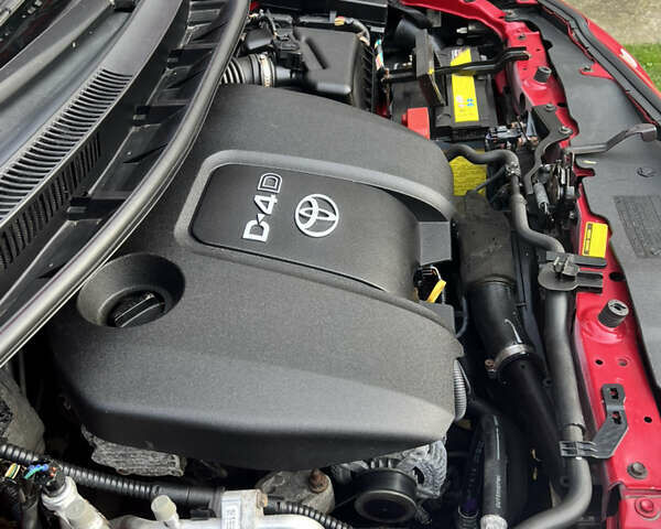 Червоний Тойота Ауріс, об'ємом двигуна 1.36 л та пробігом 229 тис. км за 6300 $, фото 35 на Automoto.ua