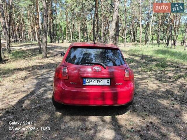 Красный Тойота Аурис, объемом двигателя 1.6 л и пробегом 140 тыс. км за 6300 $, фото 18 на Automoto.ua